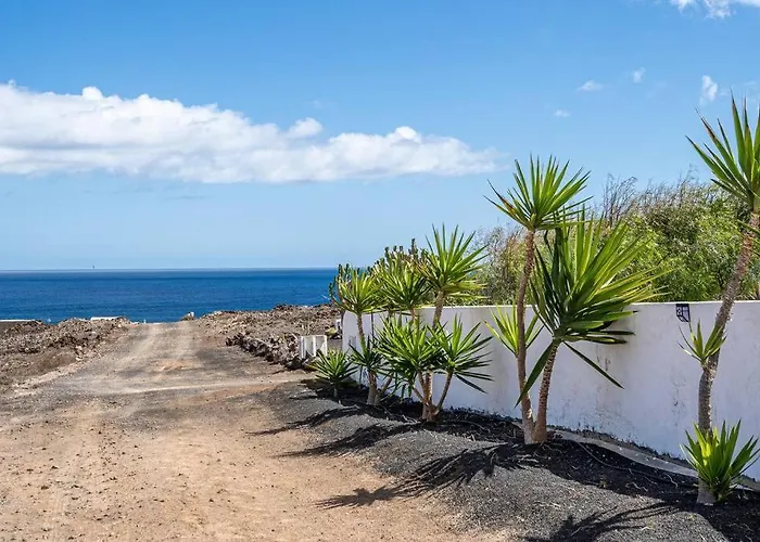 Ocean - Volcano House Casa de Férias *