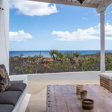 Holiday home Ocean - Volcano House Teguise (Lanzarote)
