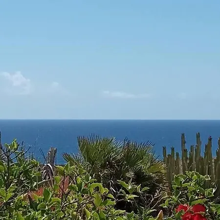 בית נופש Ocean - Volcano House *