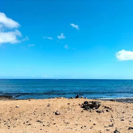 בית נופש Ocean - Volcano House *