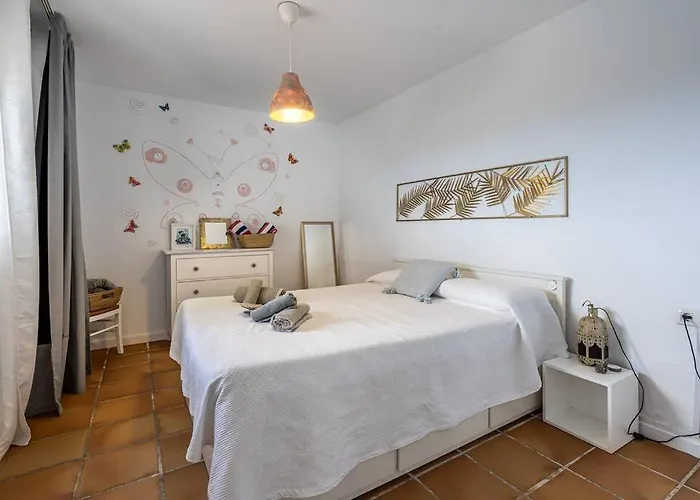 Ocean - Volcano House * Teguise (Lanzarote)