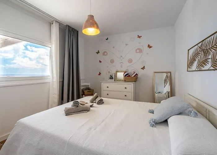 Ocean - Volcano House