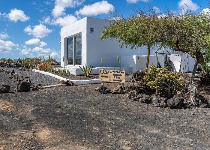 Ocean - Volcano House Teguise (Lanzarote)