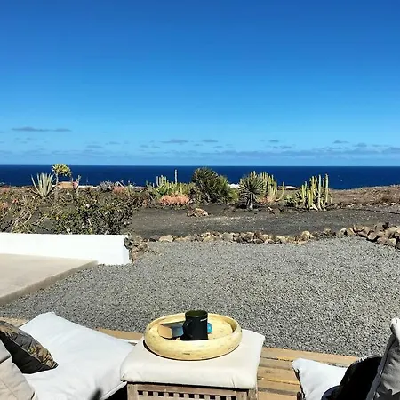 Ocean - Volcano House Prázdninový dům Teguise (Lanzarote)