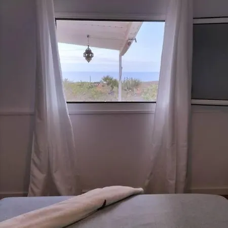 Ocean - Volcano House * Teguise (Lanzarote)