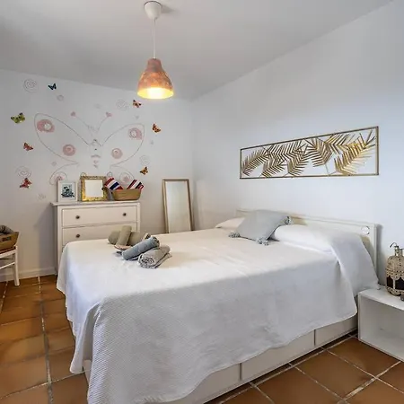 Ocean - Volcano House * Teguise (Lanzarote)