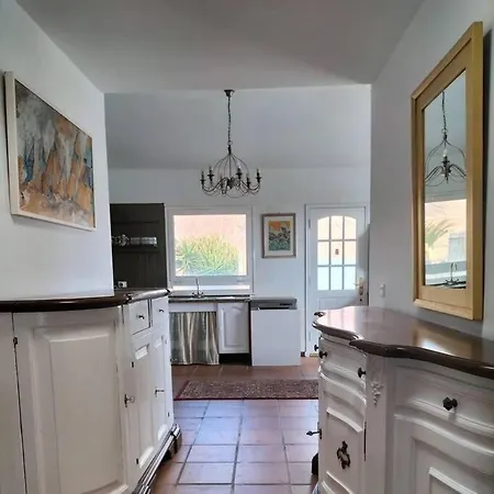 Ocean - Volcano House *