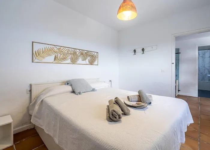 Ocean - Volcano House